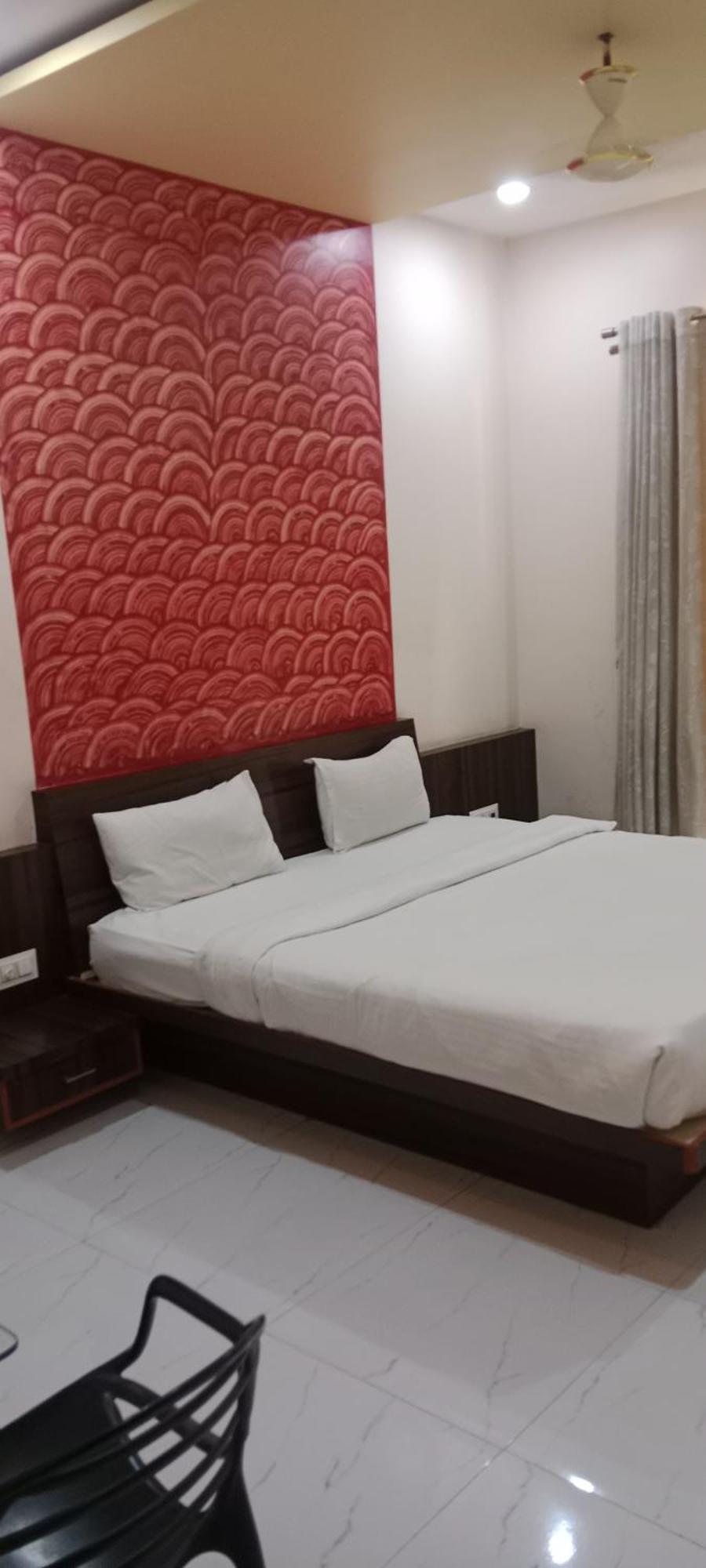 Hotel Swamiraj Indāpur Dış mekan fotoğraf